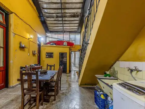 Depto Tipo Casa en Venta de 4 dormitorios