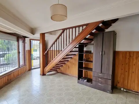 Dúplex 3 ambientes a la calle - Magallanes y Don Orione