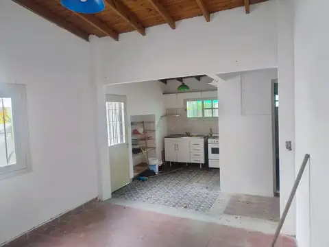 Depto Tipo Casa en Alquiler en Martinez, $ 1.300.000