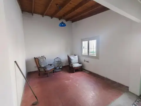Depto Tipo Casa en Alquiler de 2 dormitorios