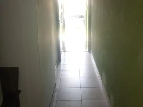 Carlos Tejedor 100, Piso pb