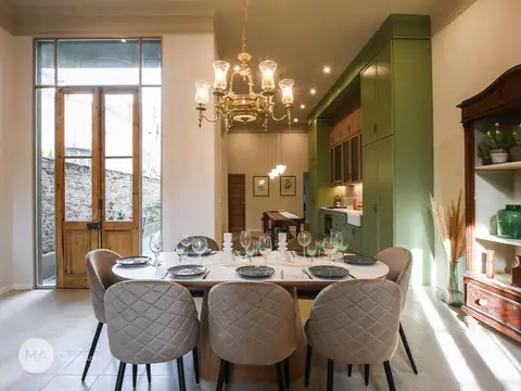 Casa 4 ambientes con 2 baños
