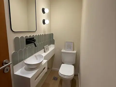 Depto Tipo Casa en Venta al Este
