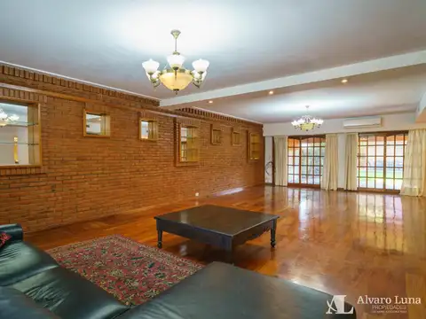 Casa en Alquiler al Este