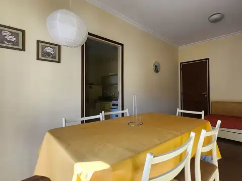 Venta departamento 2 amb. con dependencia miramar