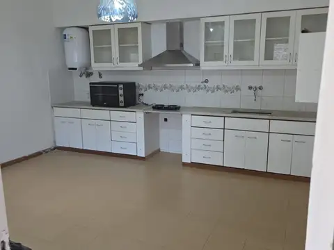 Depto Tipo Casa en Venta en Martínez, USD 280.000