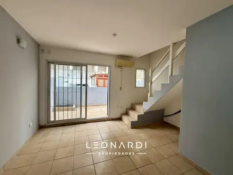 Tres ambientes con cochera en venta en Escobar - ID 6102