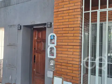 Depto Tipo Casa en Venta en Villa Ortuzar, USD 145.000