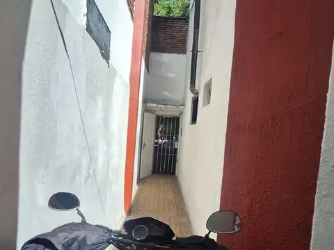 Depto Tipo Casa en Venta 60 años