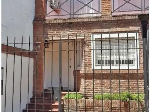 PROXIMO AV/CENTRO COMERCIAL, EXCELENTE DUPLEX, 3 DORM, GALERÍA Y PATIO