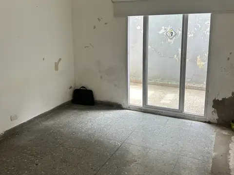 PH 3 AMB, SI N EXP, X PASILLO DOS PATIOS LUMINOSO A REFACC.