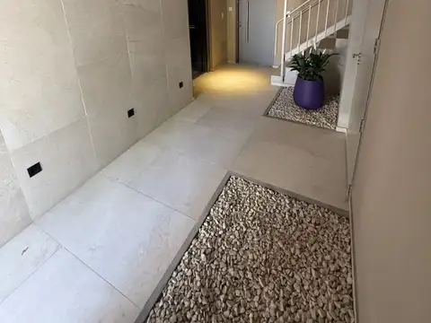 Coronel Ramón Lista 5600, Piso 2