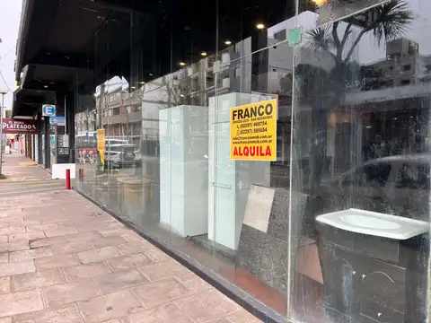 Local en Alquiler 35 años