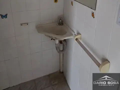 Casa 3 ambientes con 1 baño