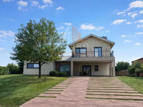 Casa en Alquiler de 5 dormitorios
