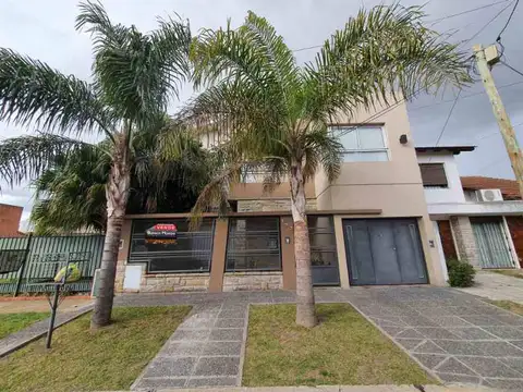 Chalet En Venta En Haedo Norte