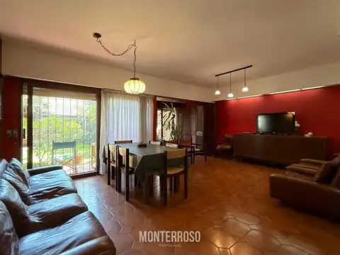 Casa  en Venta en Bernal, Quilmes, G.B.A. Zona Sur
