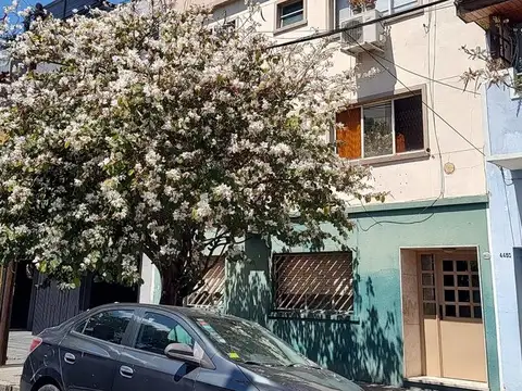 VENTA PH 3 AMBIENTES MONTE CASTRO BAJAS EXPENSAS
