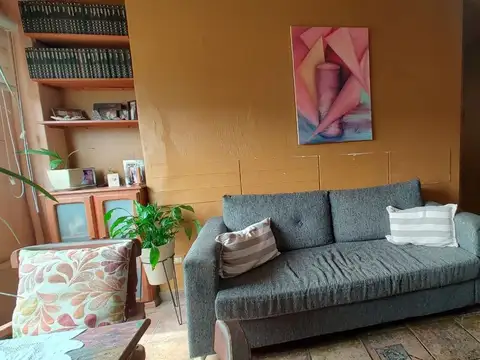 Depto Tipo Casa en Venta en Monte Castro, USD 83.000