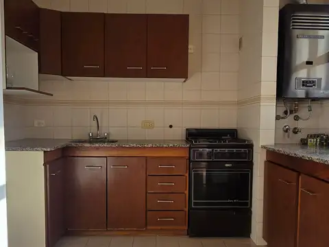 Departamento en Alquiler con 1 cocheras