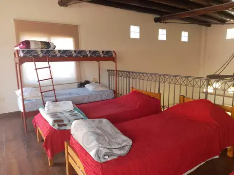 Casa 6 ambientes con 3 baños