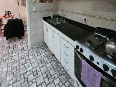 Depto Tipo Casa en Venta en Lanus, USD 65.000