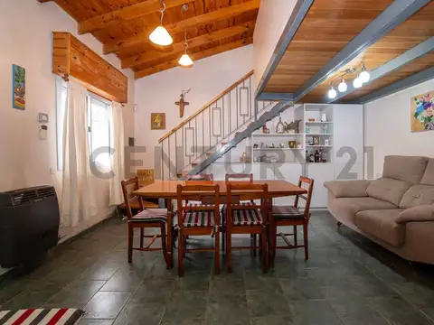 Calle 425 entre 21d y 22 2000, Piso 0