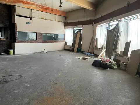 Av. Vélez Sarsfield y Osvaldo Cruz