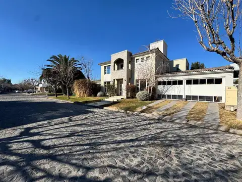 Casa en Alquiler en Villa Nueva de Guaymallen, Guaymallén