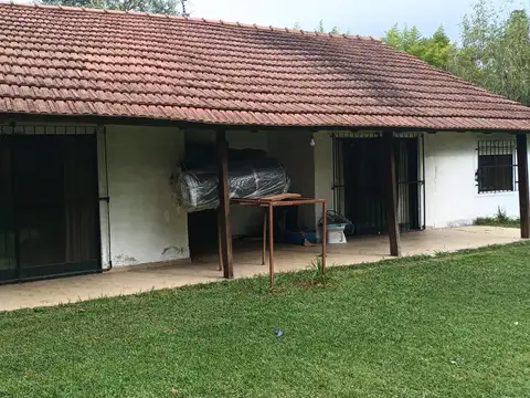 Linda casa en venta en un entorno natural, Barrio El Manantial, Pilar