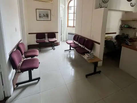 Teniente General Juan Domingo Perón 1400, Piso 5