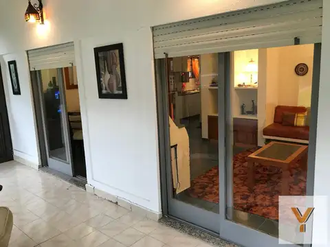 Casa en venta - 1 Dormitorio 1 Baño - Abasto