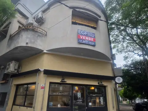 PH tipo casa, con gran terraza en venta en Caseros