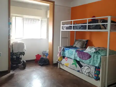 PH tipo casa, con gran terraza en venta en Caseros