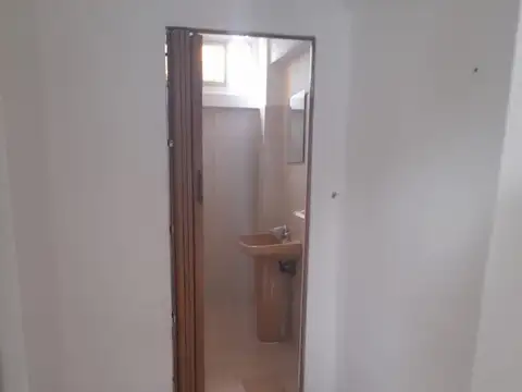 Depto Tipo Casa 2 ambientes con 1 baño