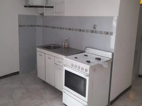 Depto Tipo Casa en Alquiler de 2 ambientes