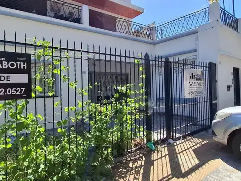 Depto Tipo Casa en Venta de 4 ambientes