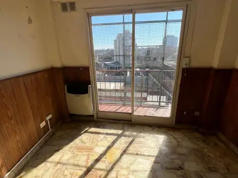 Almafuerte al 600 - 3 amb c/balcón - VENTA - Parque Patricios