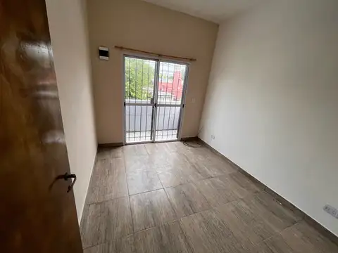 Departamento en Alquiler en Moreno, $ 300.000