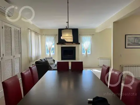 Casa en Alquiler en Campana, USD 2.200