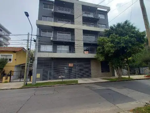 Departamento en venta 2 Ambientes con cochera en tigre centro