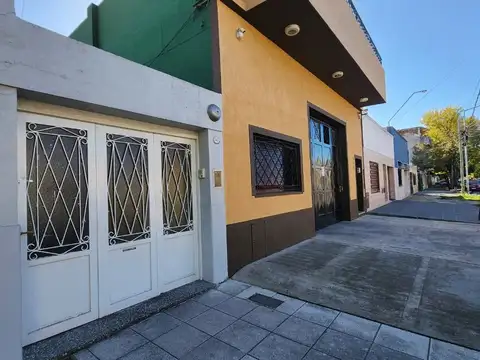Casa venta 4 amb c/coch p/2 autos apto crédito