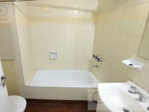 Av Libertador al 700