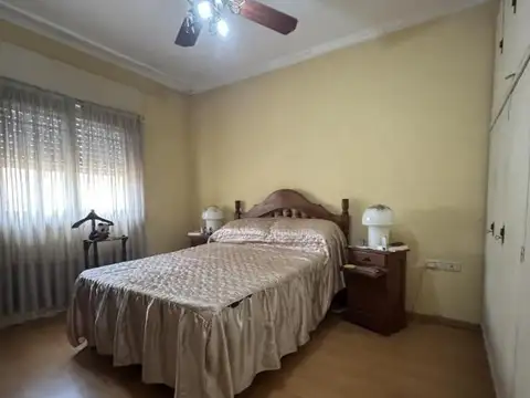 ¡BAJÓ PRECIO POR MUDANZA! CASA 4 AMBIENTES|GARAGE|PARRILLA