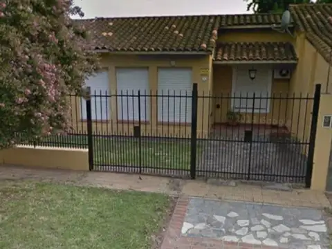 Casa 4 Ambientes En Venta – Oportunidad En Don Torcuato.