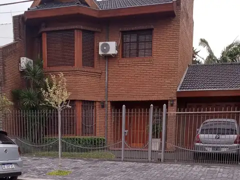 Casa en Venta en Lomas del Mirador, Partido de La Matanza