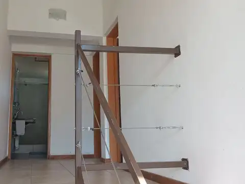 Depto Tipo Casa en Venta 8 años