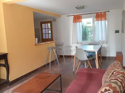 Depto Tipo Casa en Venta de 3 ambientes