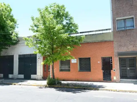 Ramirez de Velazco 855