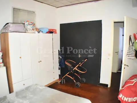 Depto Tipo Casa en Venta 75 años